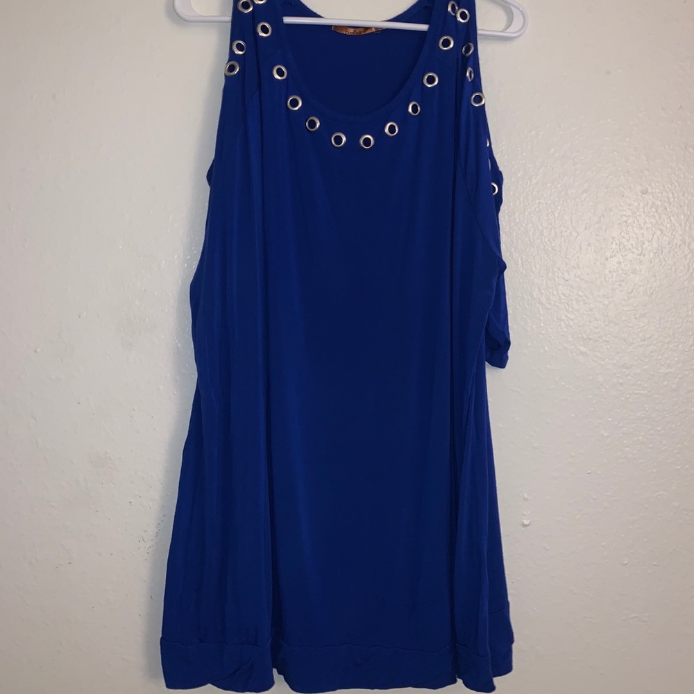 Blue women’s top